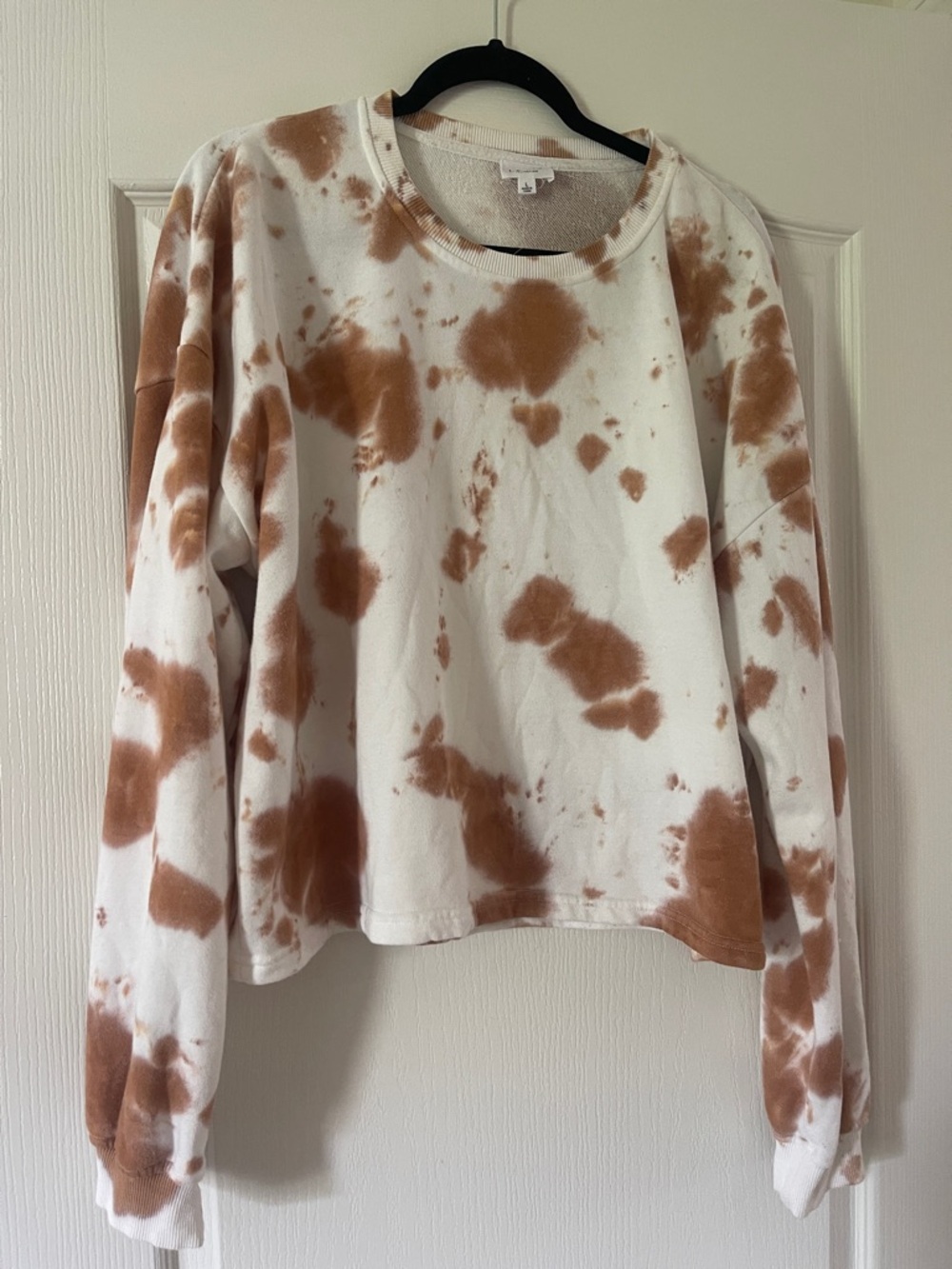 Le Lis Tye Dye sweatshirt